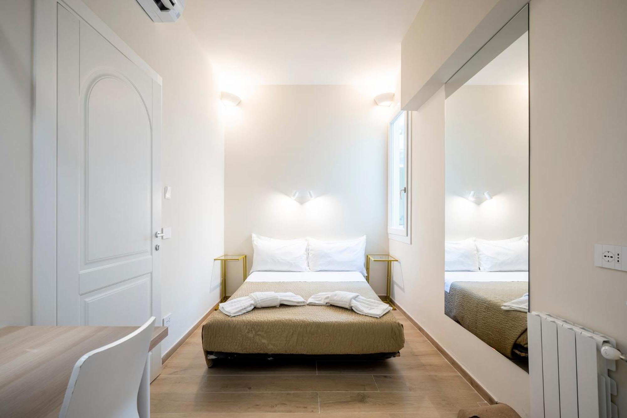 Duomo - Camere Matrimoniali Con Bagno Privato Флоренция Екстериор снимка